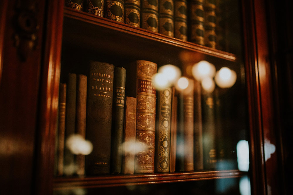 clarisse-meyer-jKU2NneZAbI-unsplash-scaled-small Trusts and wills MN
